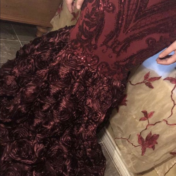 Prom Dress - Picture 2 of 4